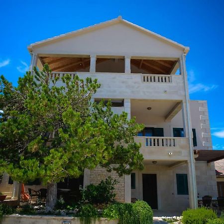 Apartment Markioli ポヴィヤ エクステリア 写真