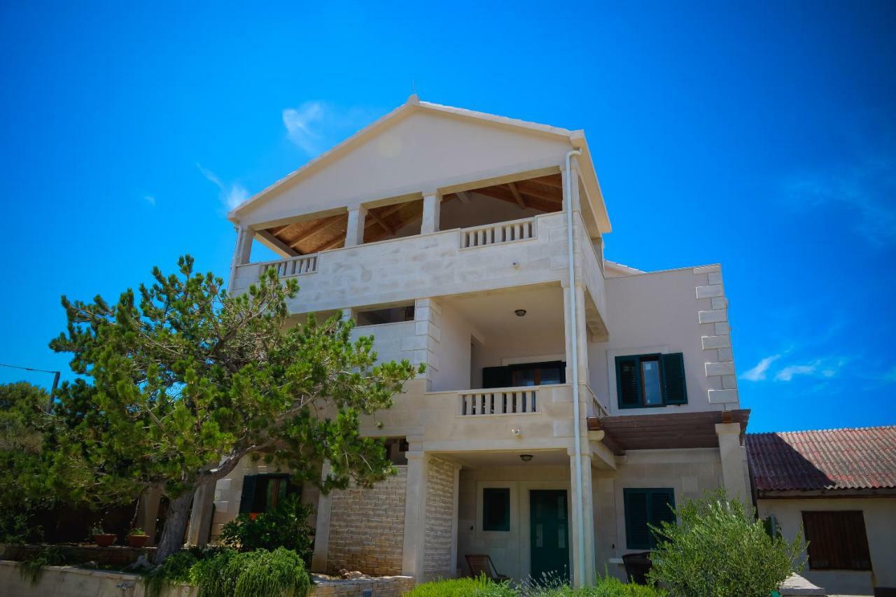 Apartment Markioli ポヴィヤ エクステリア 写真