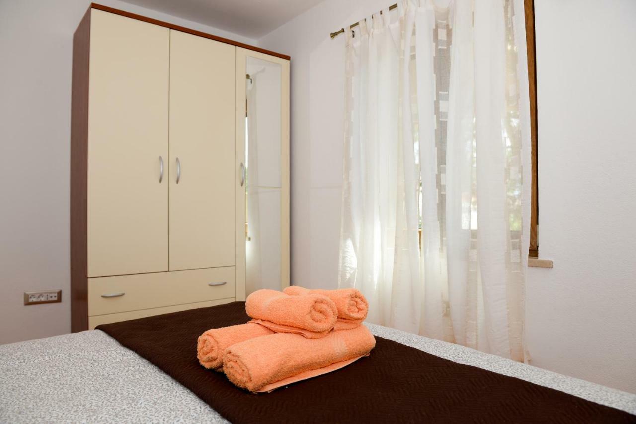 Apartment Markioli ポヴィヤ エクステリア 写真