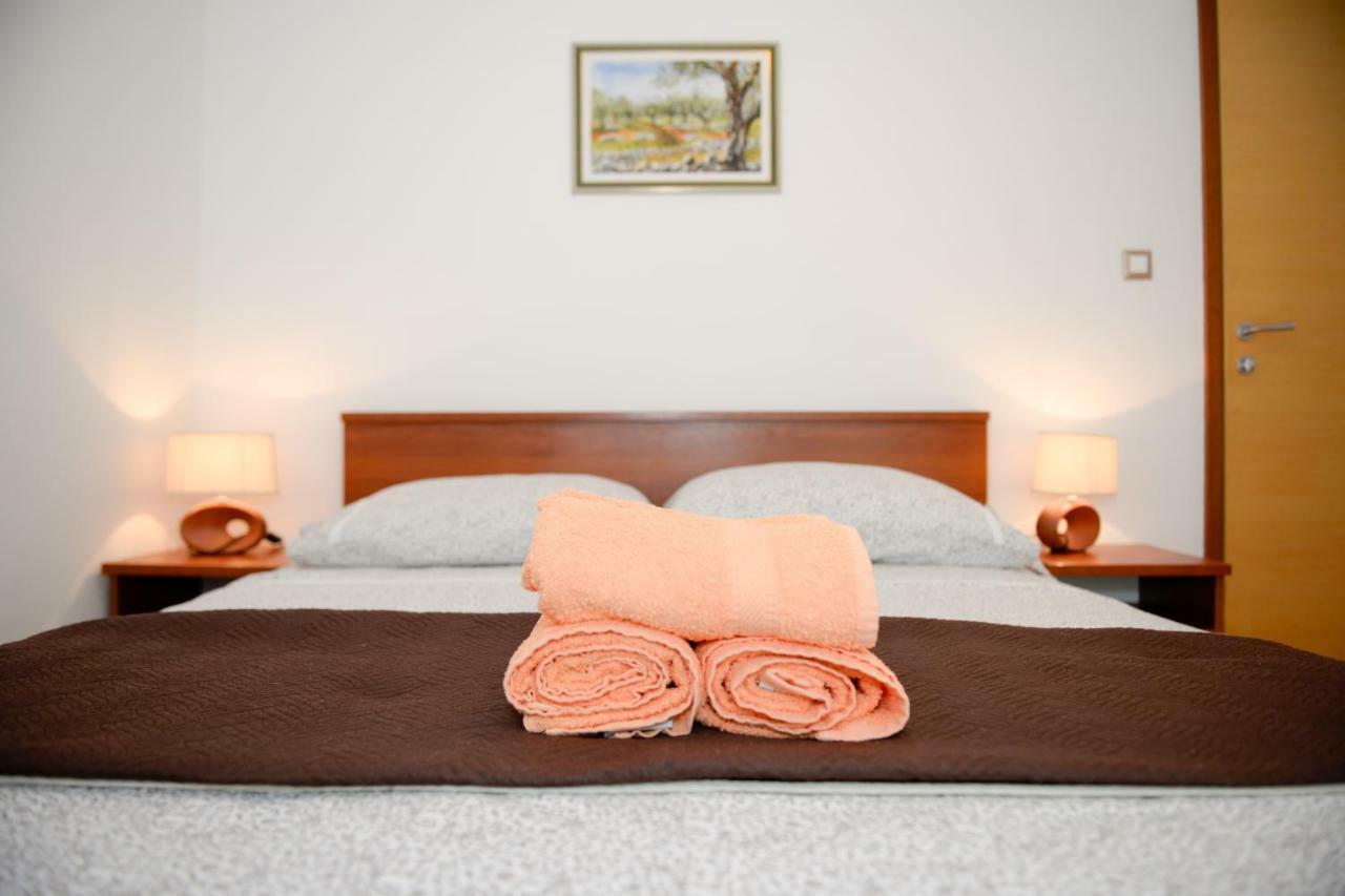 Apartment Markioli ポヴィヤ エクステリア 写真